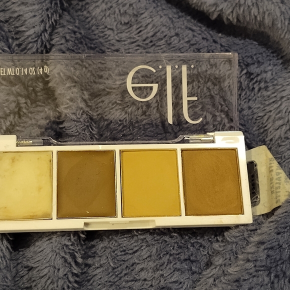 Multiple Brands Makeup Bundle (4 Items) - Picture 4 of 10